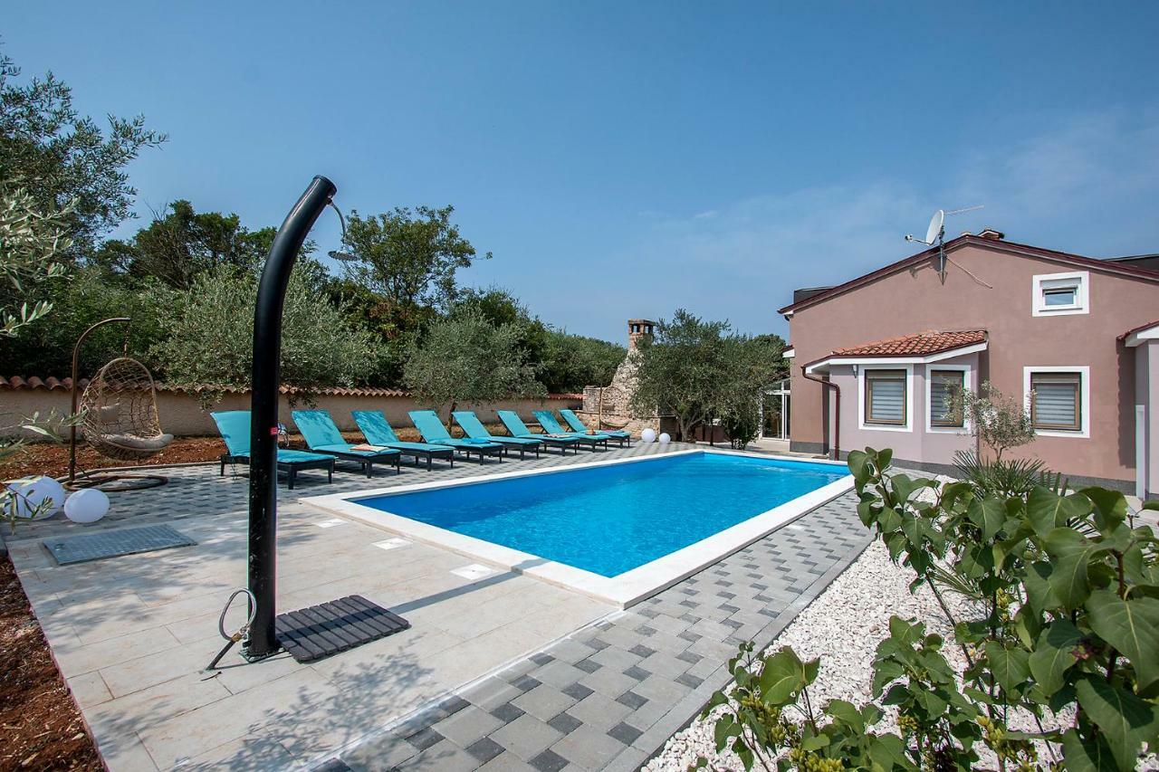 Villa Sunshine بولا المظهر الخارجي الصورة
