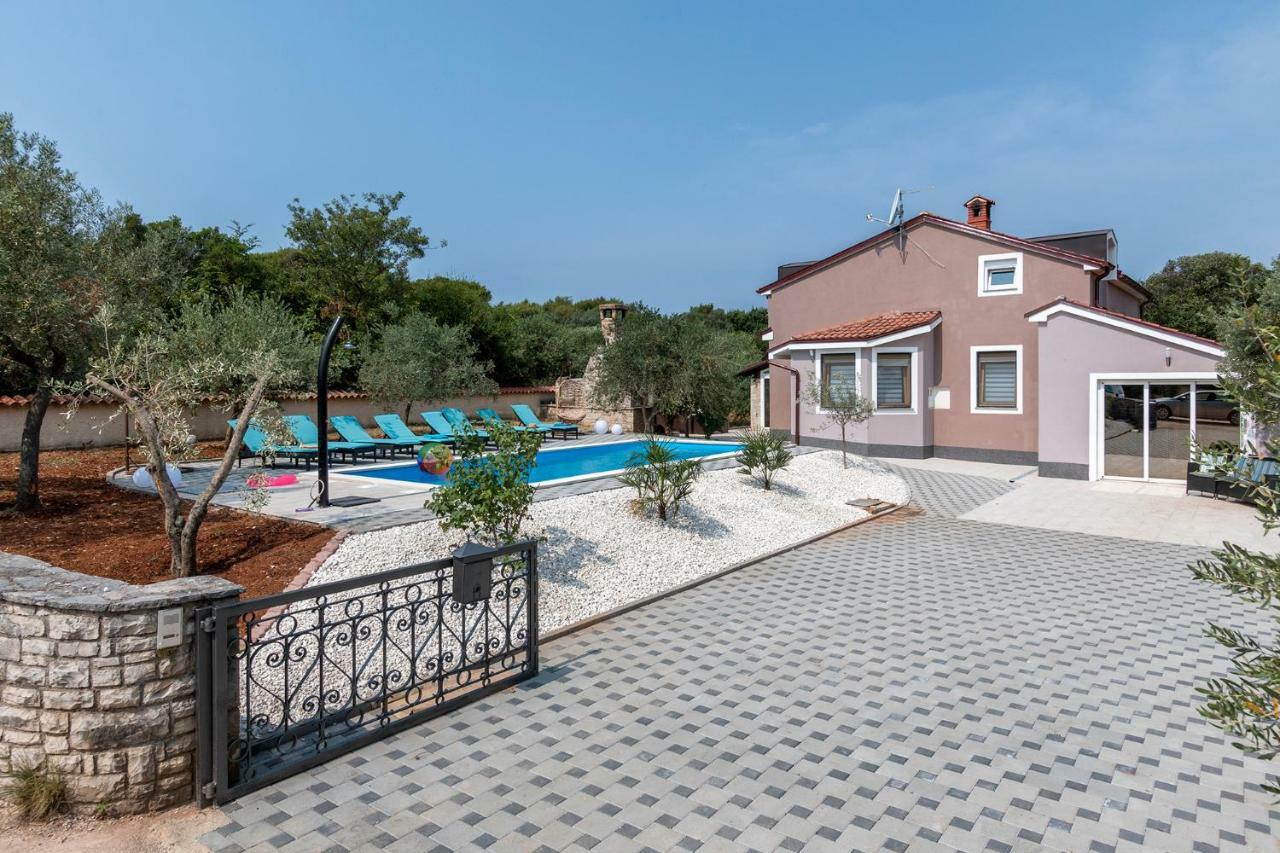 Villa Sunshine بولا المظهر الخارجي الصورة